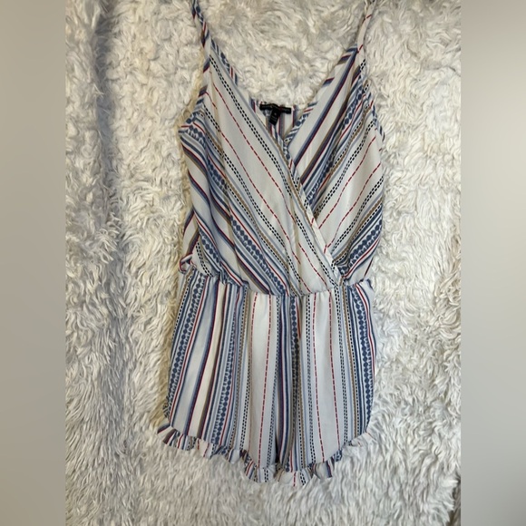 ❤️❤️EUC-mmCmmCmm SUPER CUTE ROMPER SZ M❤️❤️ - Picture 10 of 13
